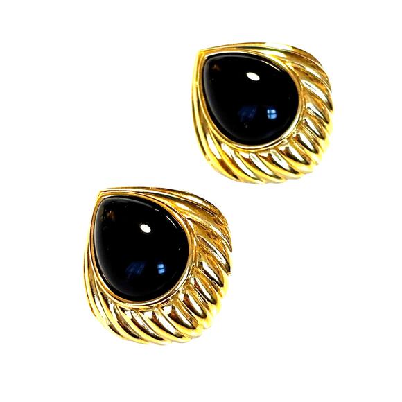 Vintage Trifari clip on earrings chunky dimensional gold & black teardrops - Picture 1 of 6